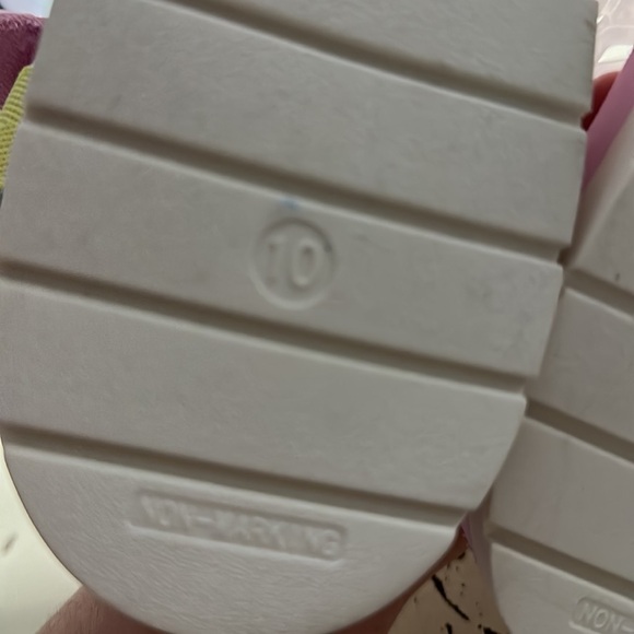 Stoney Clover Lane Sport Sandals Multi Pastel Colors with Gold Heart - Picture 10 of 11